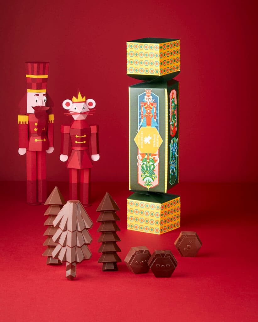 Cracker casse-noisette Le Chocolat Alain Ducasse — © ateliermai98